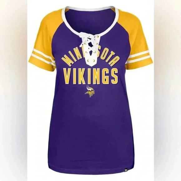 New Era Top Purple Minnesota Vikings Lace Up Short Sleeve Tee Shirt Size Medium - Picture 1 of 8